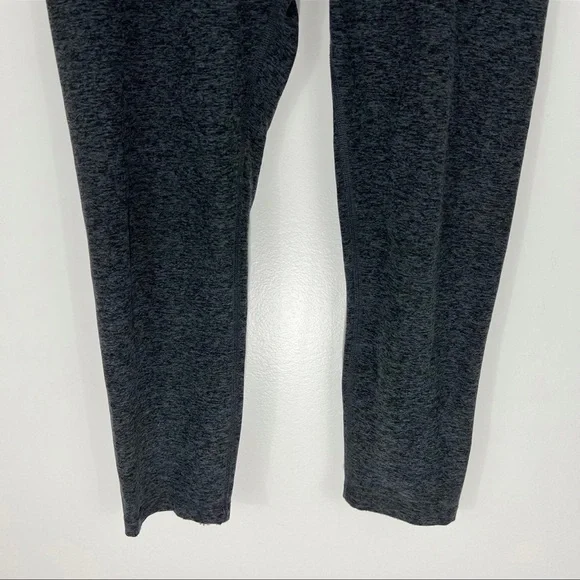 Beyond Yoga Spacedye Pedal Pusher High Waisted Legging Black Charcoal Medium - Picture 3 of 9